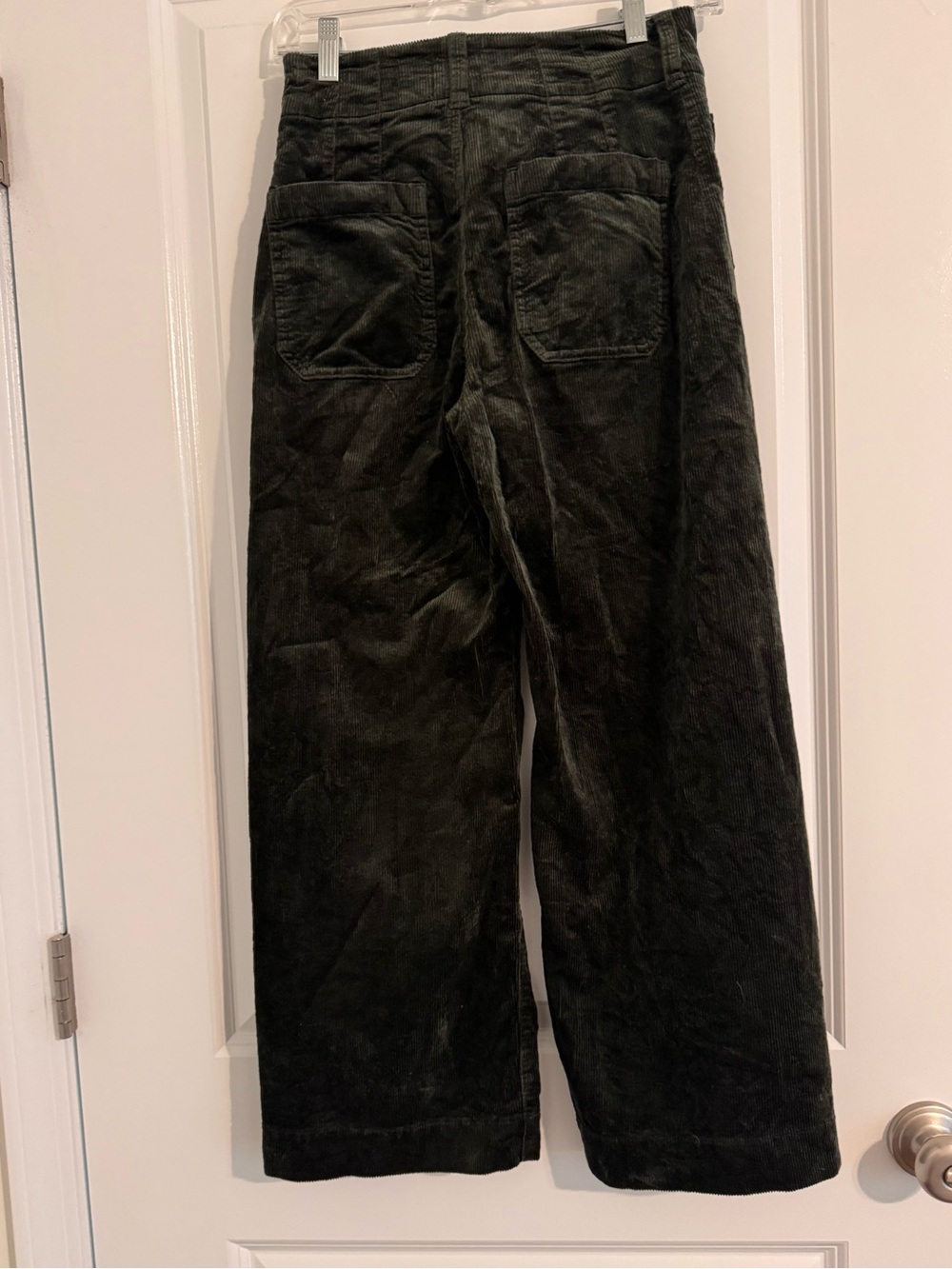 Anthropologie Hunter Green Wide-Leg cropped Corduroy Pants
